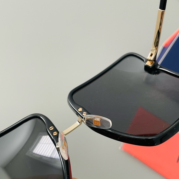 NWT Authentic Fendi Oversized Square Sunglasses Black - Picture 9 of 12